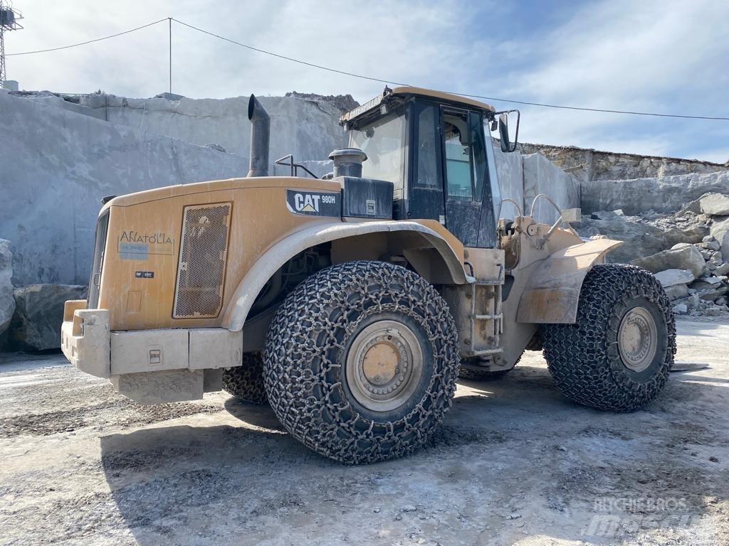 CAT 980 H Iekrāvēji uz riteņiem
