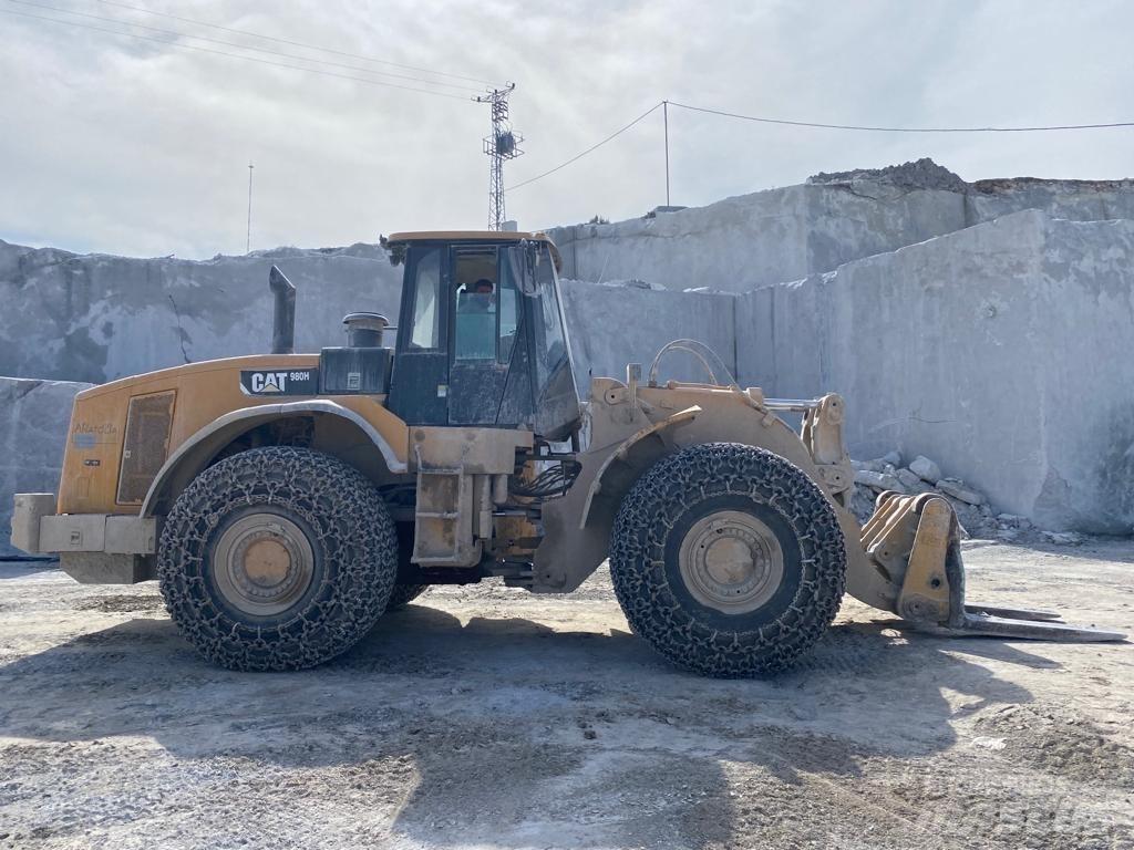 CAT 980 H Iekrāvēji uz riteņiem