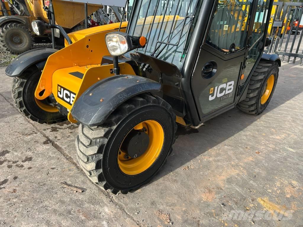 JCB 525-60 Teleskopiskie manipulatori