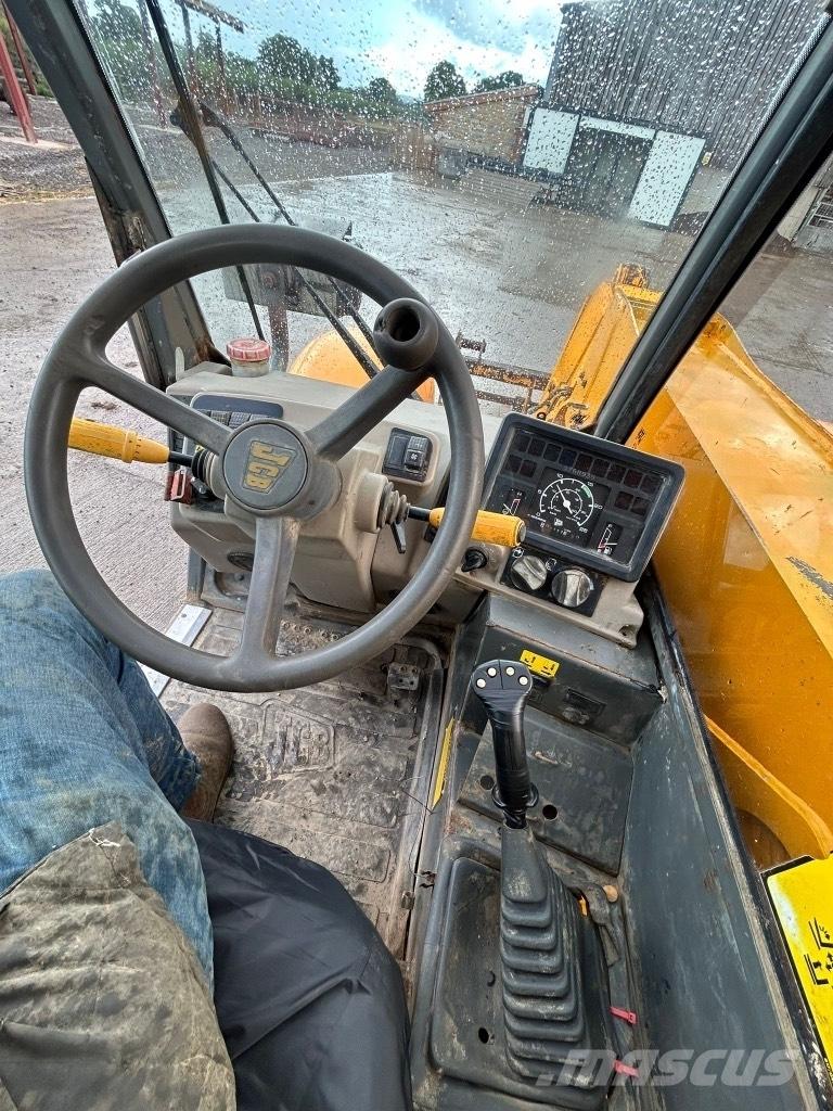 JCB 530-70 Teleskopiskie manipulatori