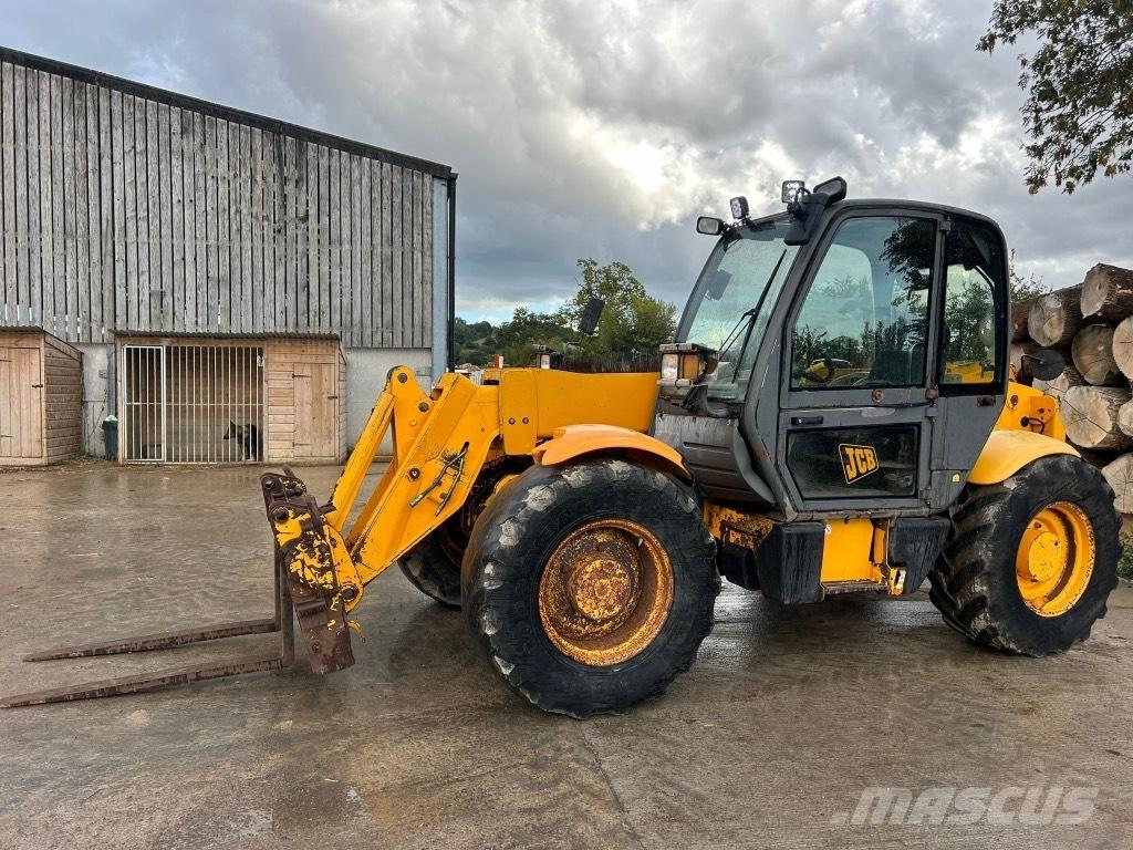 JCB 530-70 Teleskopiskie manipulatori