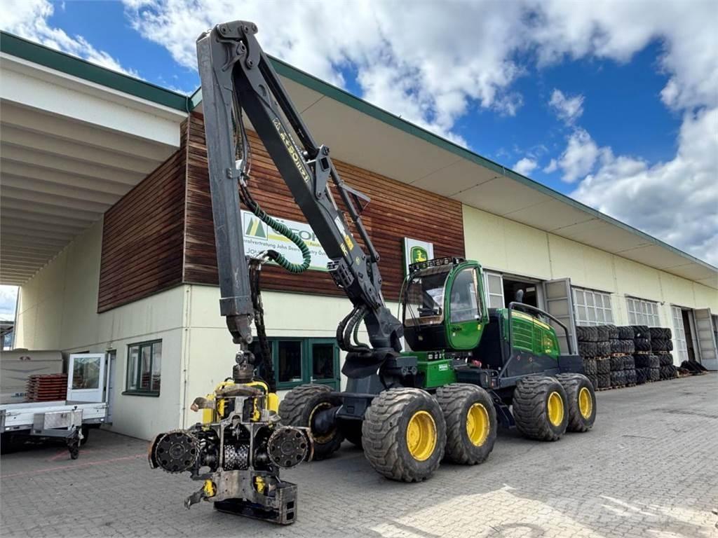 John Deere 1270 G Harvesteri