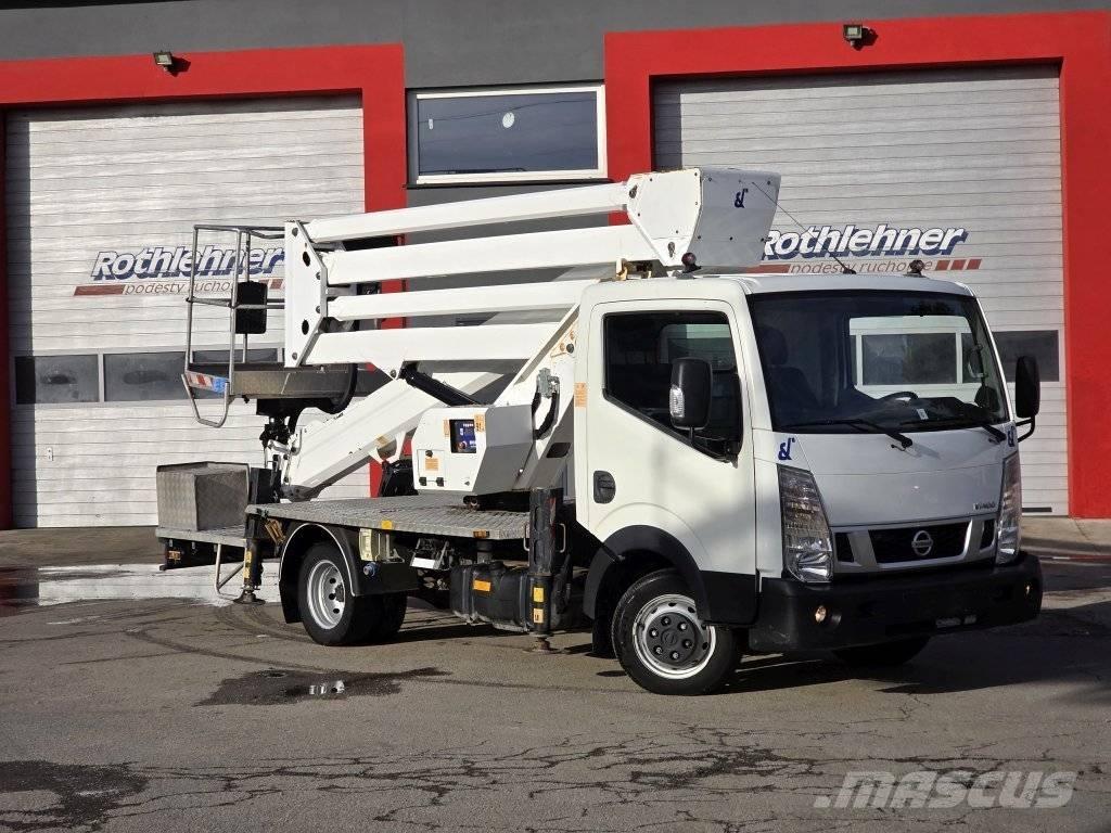 Oil & Steel 2413 Pacēlāji uz automašīnas bāzes