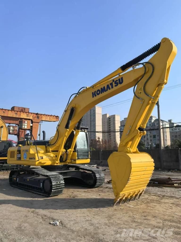 Komatsu PC 300-8 Kāpurķēžu ekskavatori