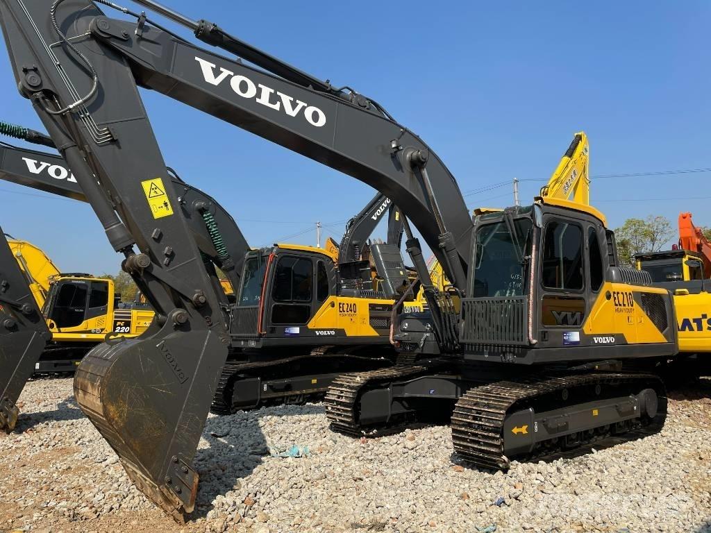 Volvo 210 Kāpurķēžu ekskavatori
