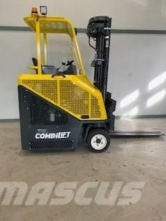 Combilift CB 3000 Četru virzienu krāvēji