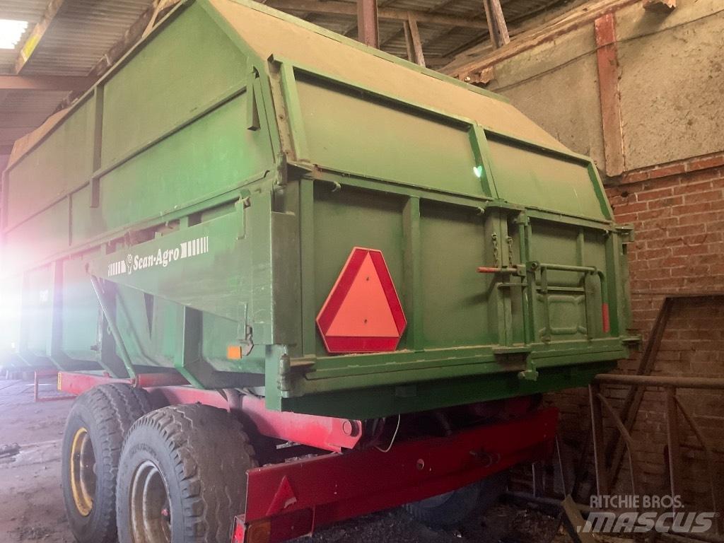 Scan-Agro Tipvogn Treileri-pašizgāzēji