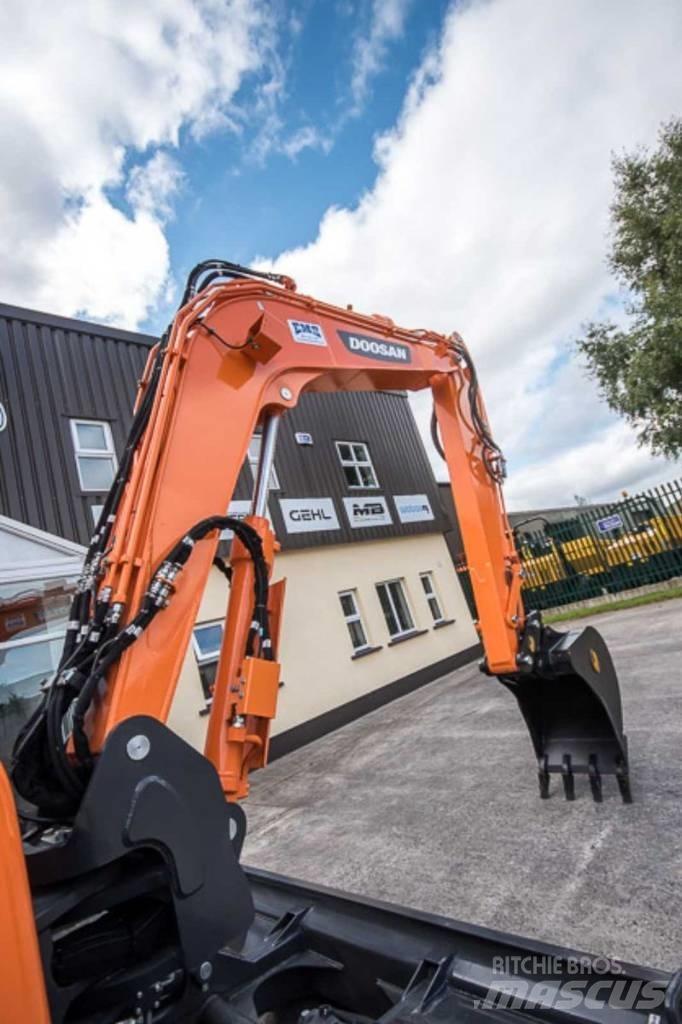 Doosan DX 85 R Vidēja lieluma ekskavatori 7 t - 12 t