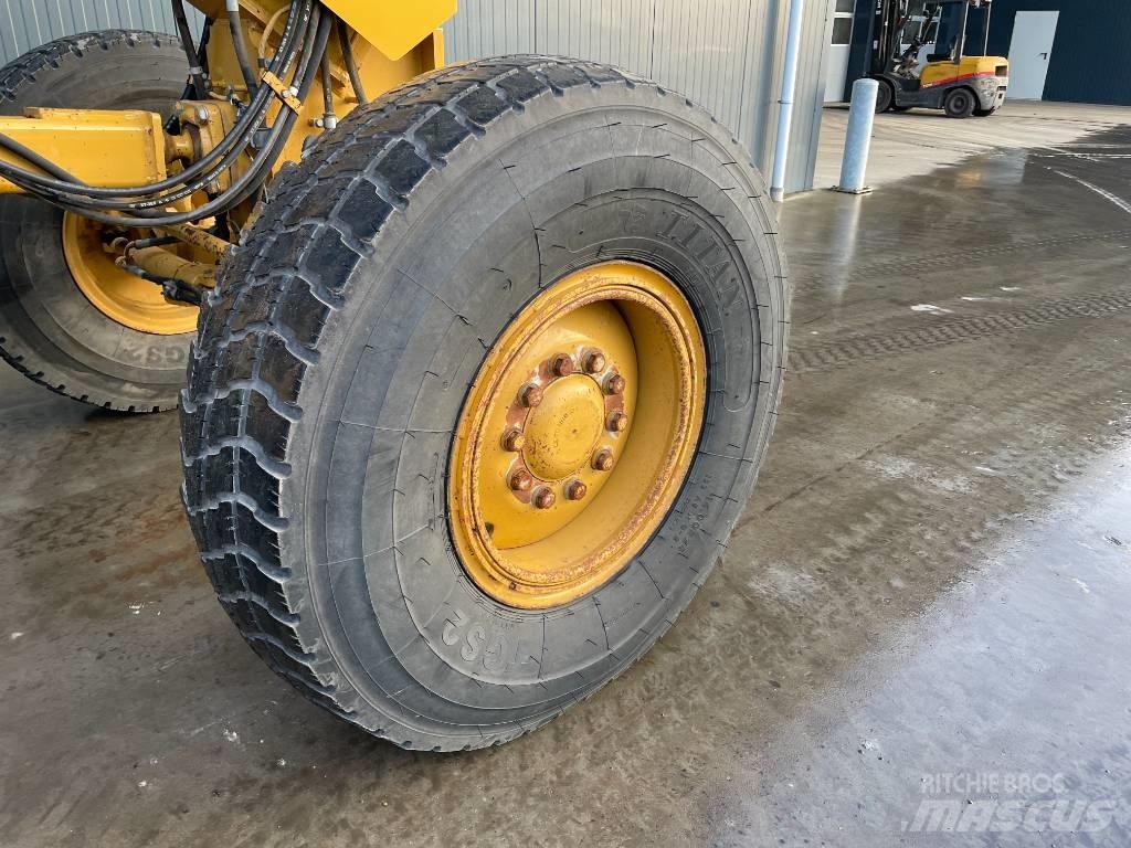 CAT 160M (140) Greideri
