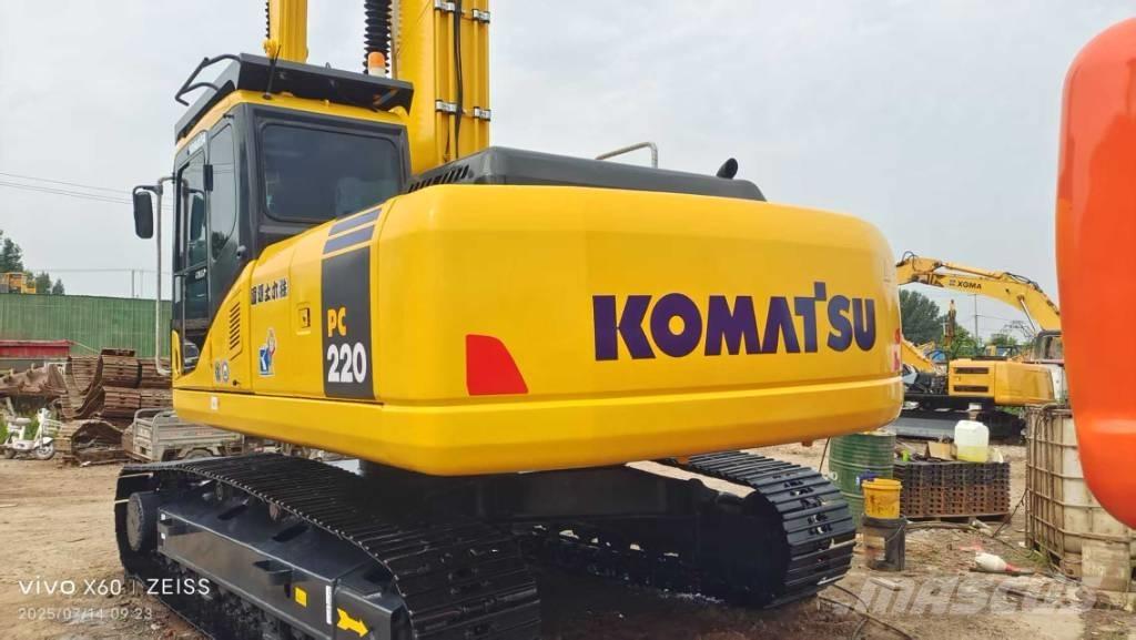 Komatsu PC 220-7 Kāpurķēžu ekskavatori
