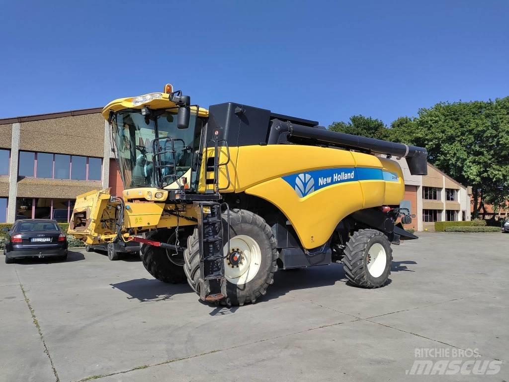 New Holland CX 760 Ražas novākšanas kombaini