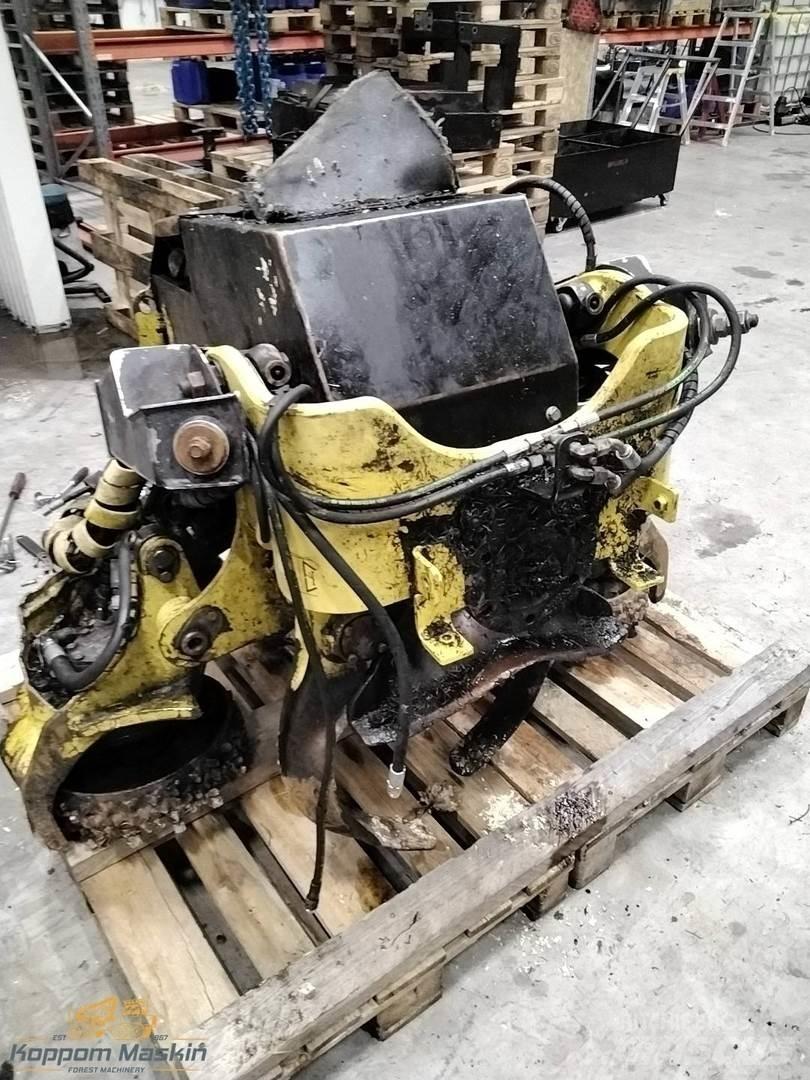 John Deere H414 Hārvesteru kausi