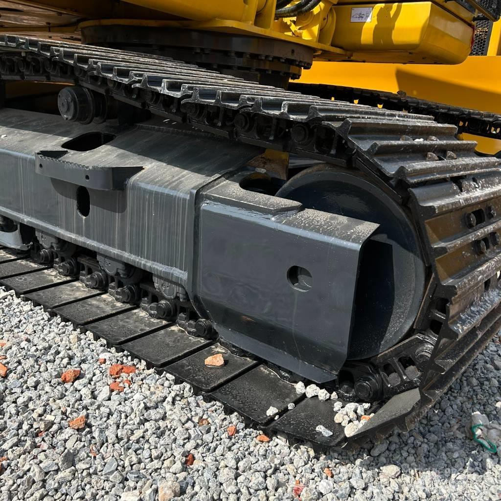 Komatsu 200-8 Kāpurķēžu ekskavatori