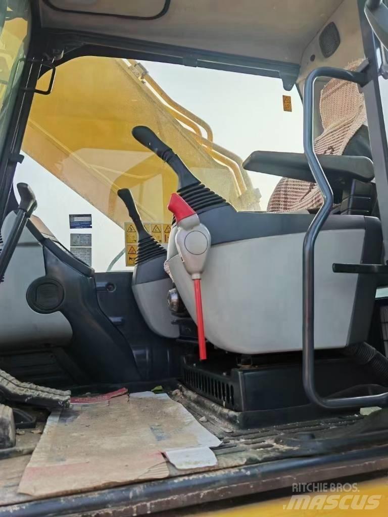 Komatsu 400-8R Kāpurķēžu ekskavatori