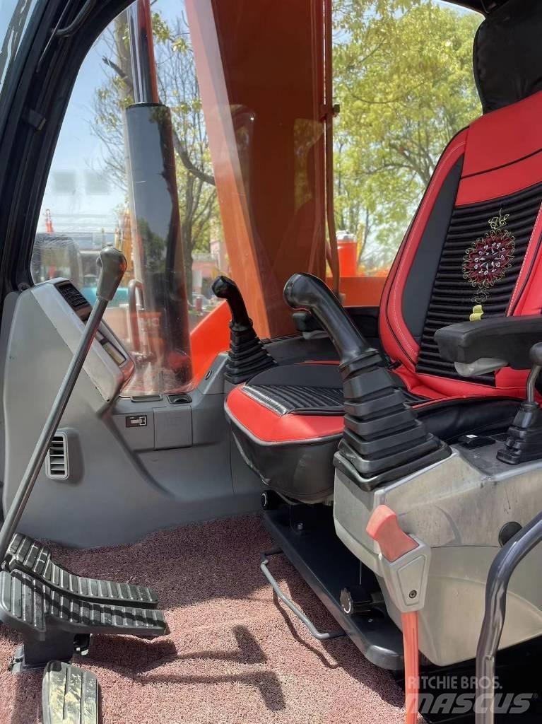 Doosan DX75 Mini ekskavatori < 7 t
