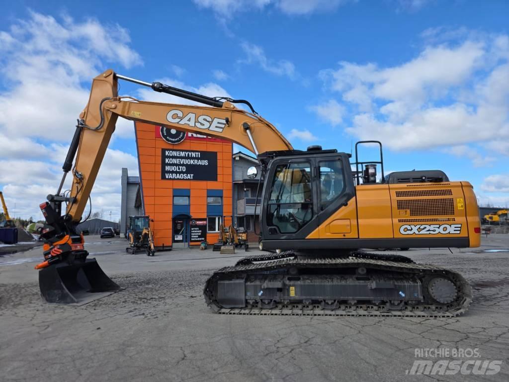CASE CX 250 E LC Kāpurķēžu ekskavatori