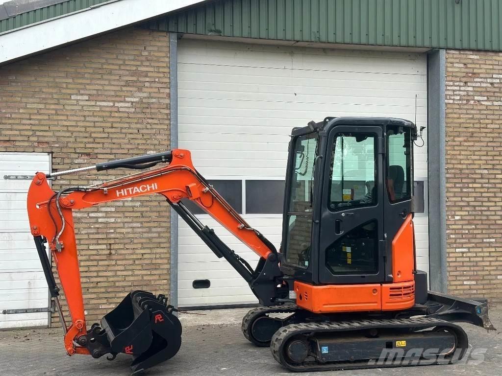 Hitachi ZX26U-6CR Mini ekskavatori < 7 t