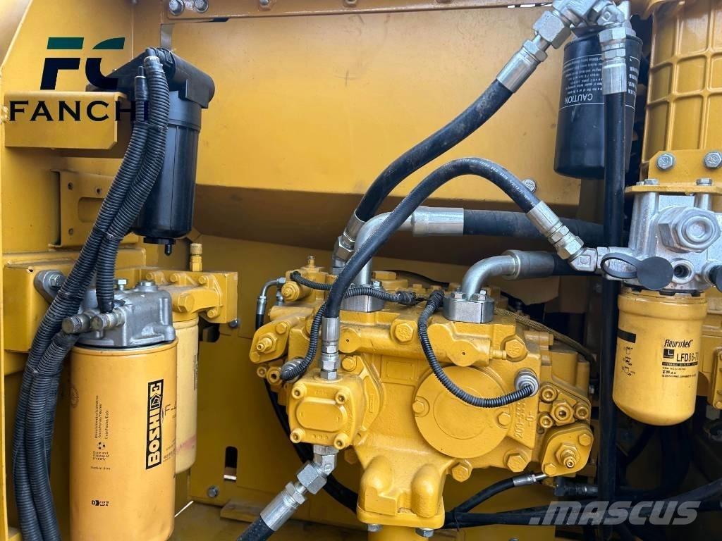 CAT 320d2 Kāpurķēžu ekskavatori
