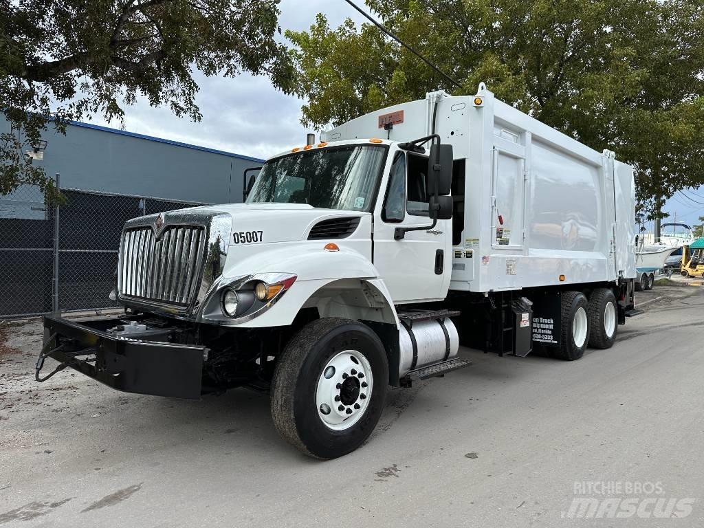 International 7400 Atkritumu izvešanas transports