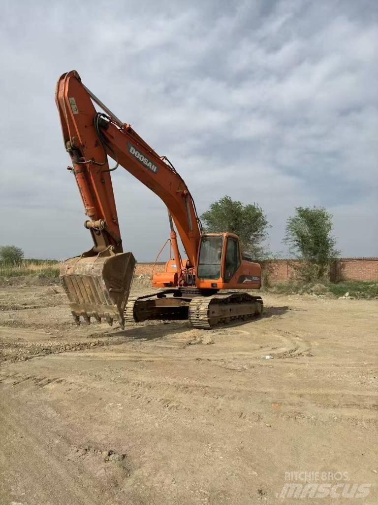 Doosan DH 300 LC-7 Kāpurķēžu ekskavatori