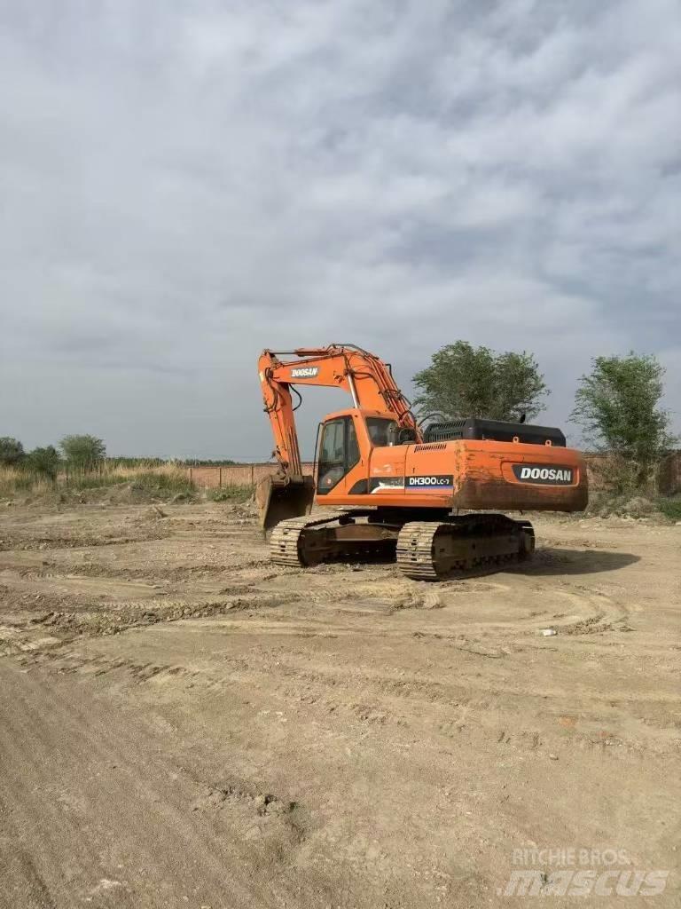 Doosan DH 300 LC-7 Kāpurķēžu ekskavatori