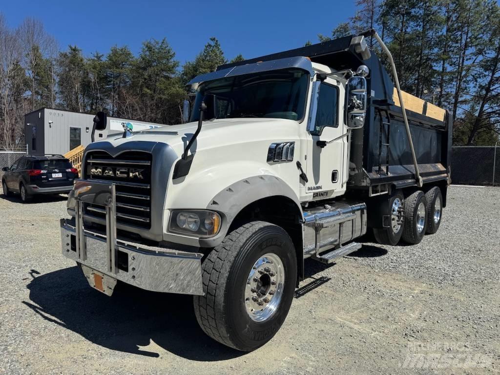 Mack Granite GU 433 Pašizgāzējs