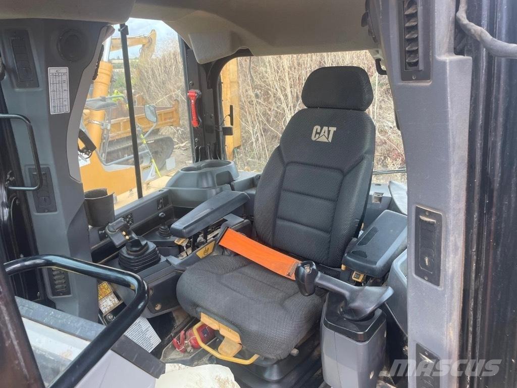 CAT D 6 LGP Kāpurķēžu buldozeri