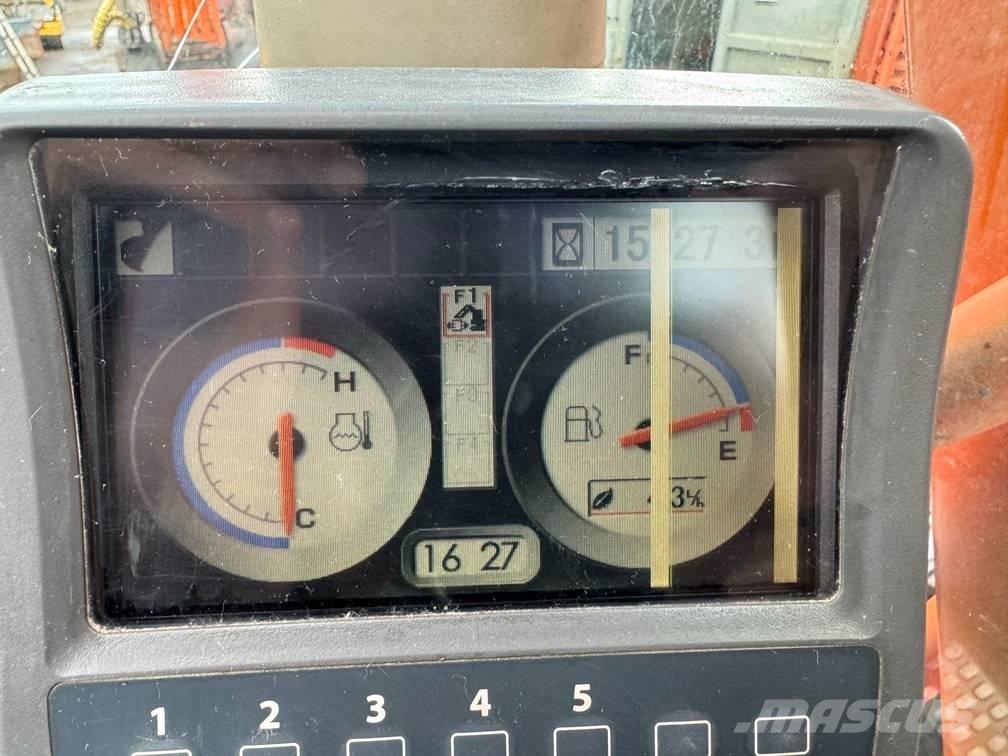 Hitachi ZX 280 LC-3 Kāpurķēžu ekskavatori