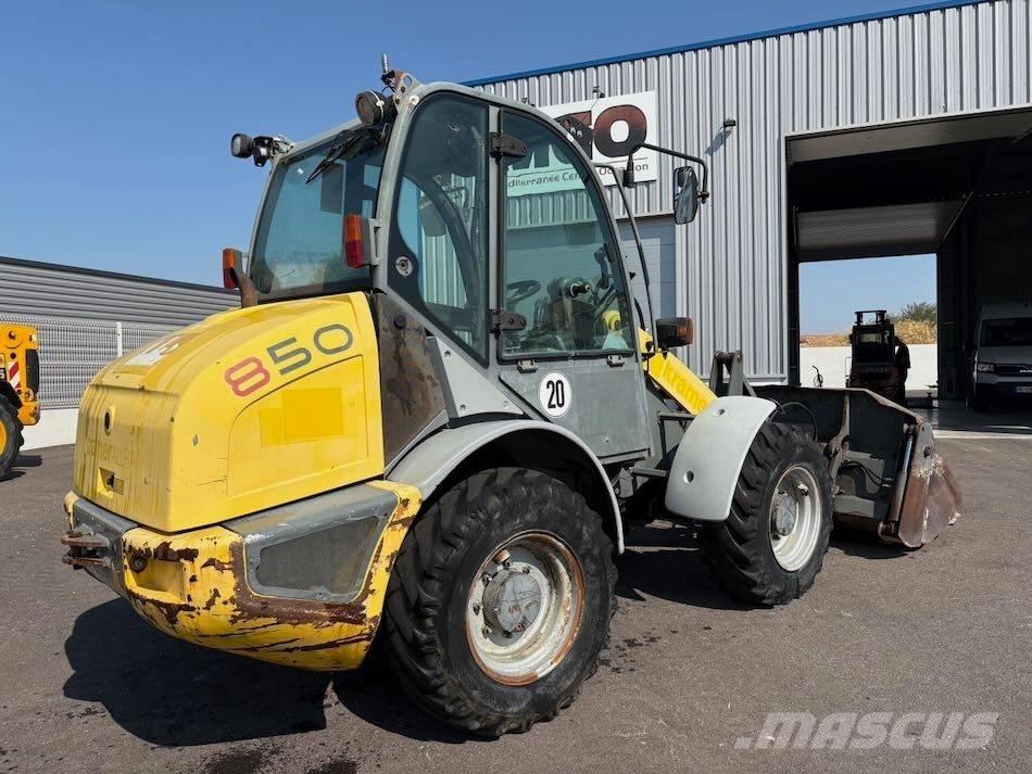 Kramer 850 Iekrāvēji uz riteņiem