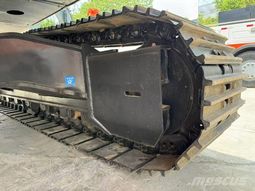 Hitachi ZX 350 H Kāpurķēžu ekskavatori