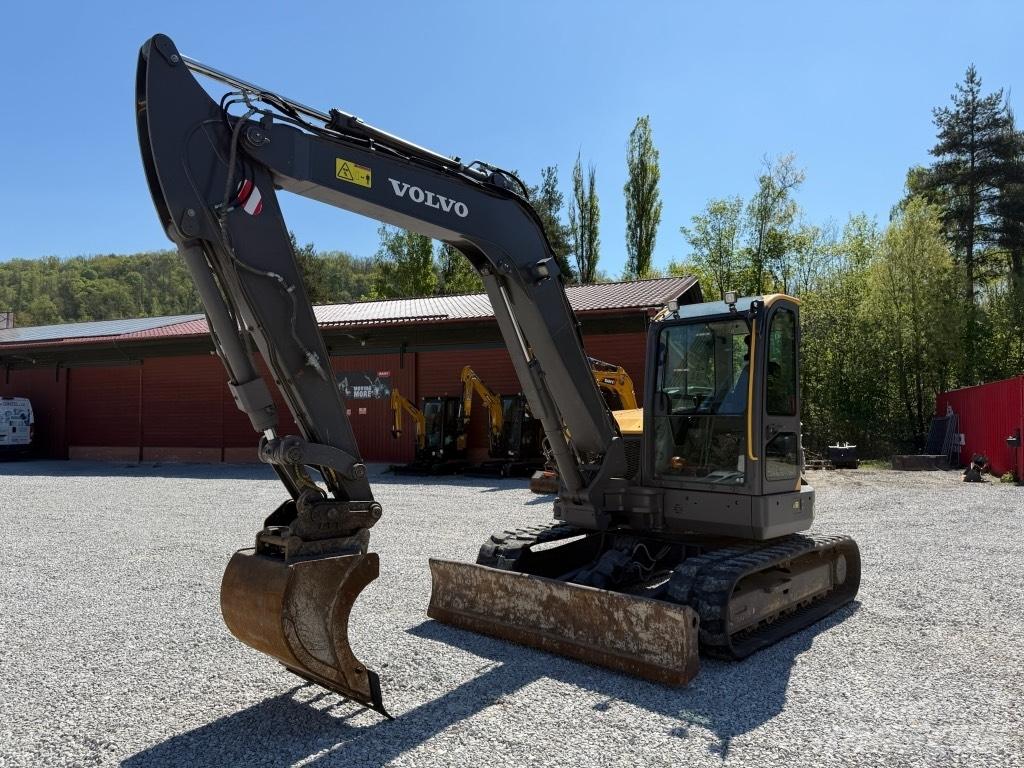 Volvo ECR88D Vidēja lieluma ekskavatori 7 t - 12 t