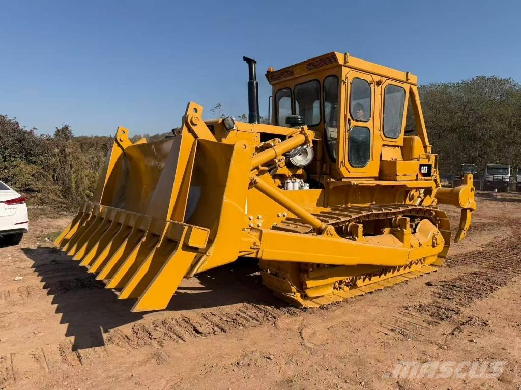 CAT D 8 K Kāpurķēžu buldozeri