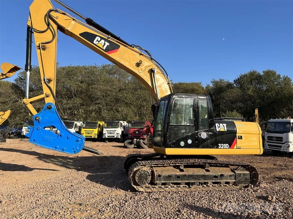 CAT 320 DL Kāpurķēžu ekskavatori