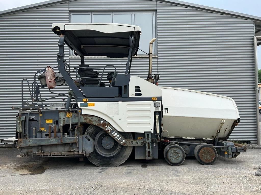 Vögele Super 1803-2 Specializēti vilcēji