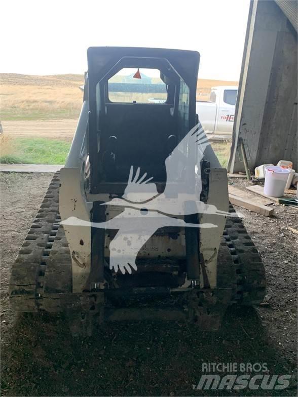 Bobcat T300 Lietoti riteņu kompaktiekrāvēji