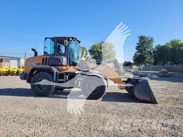 CASE 521G XR Iekrāvēji uz riteņiem