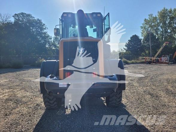 CASE 521G XR Iekrāvēji uz riteņiem