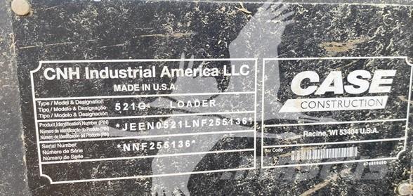 CASE 521G XT Iekrāvēji uz riteņiem