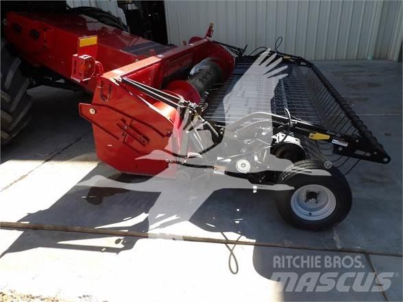 Case IH 2016 Ražas novākšanas galvas