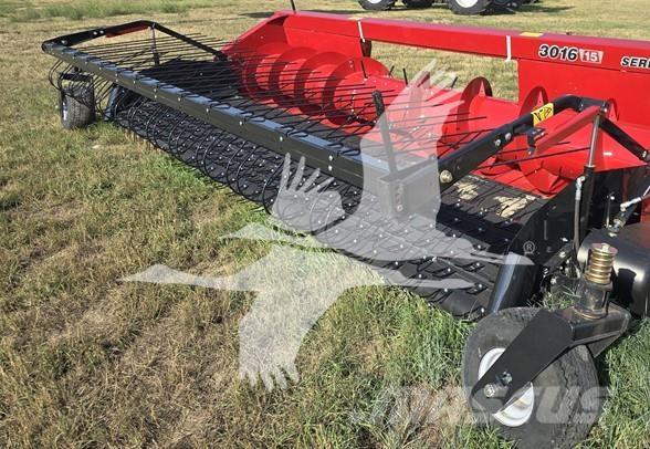 Case IH 3016 Ražas novākšanas galvas