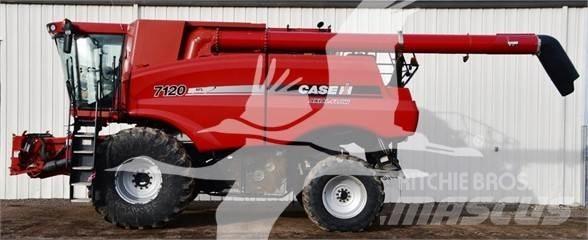 Case IH 7120 Ražas novākšanas kombaini