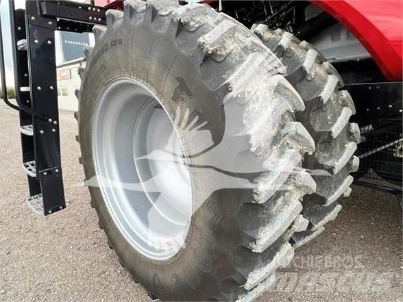 Case IH 8250 Ražas novākšanas kombaini