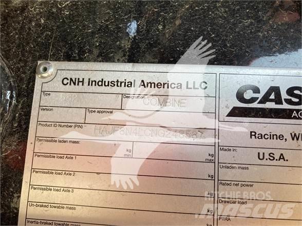 Case IH 8250 Ražas novākšanas kombaini