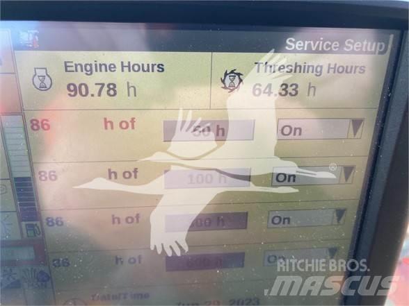 Case IH 8250 Ražas novākšanas kombaini
