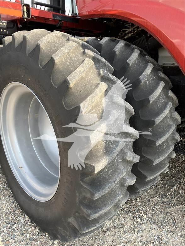 Case IH 8250 Ražas novākšanas kombaini