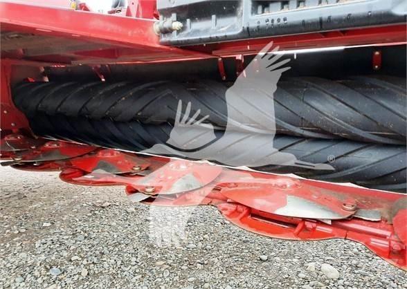 Case IH DC163 Vālotāji