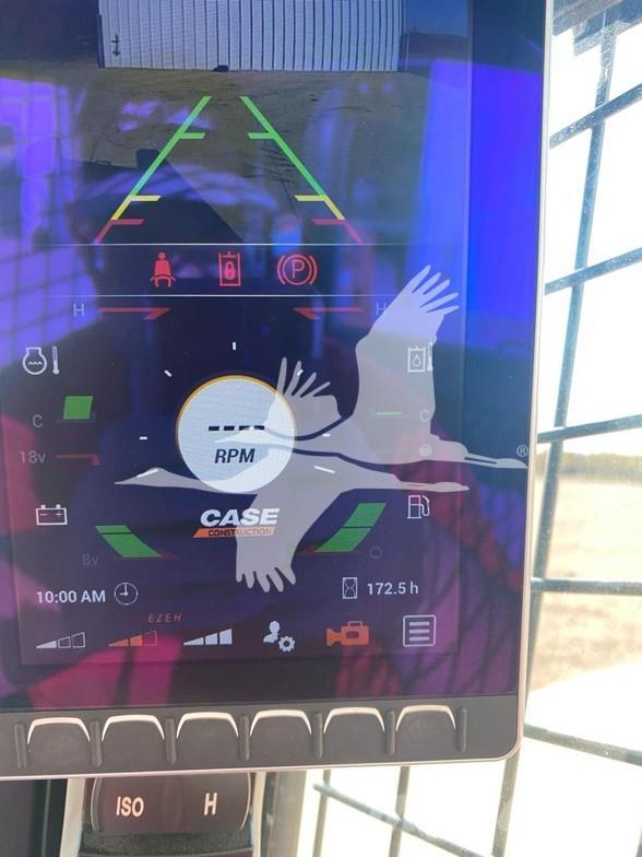 CASE TR270B Lietoti riteņu kompaktiekrāvēji