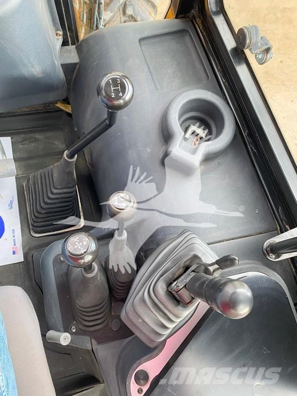 JCB 2CX12 Ekskavatori-iekrāvēji