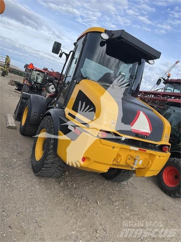 JCB 409 Iekrāvēji uz riteņiem