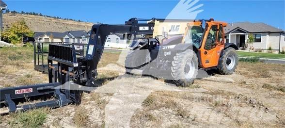 JLG 742 Teleskopiskie manipulatori